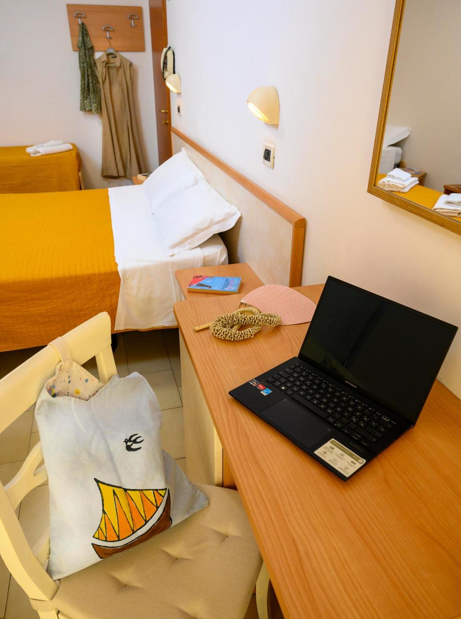 Hotel St. Moritz Rimini Exterior photo